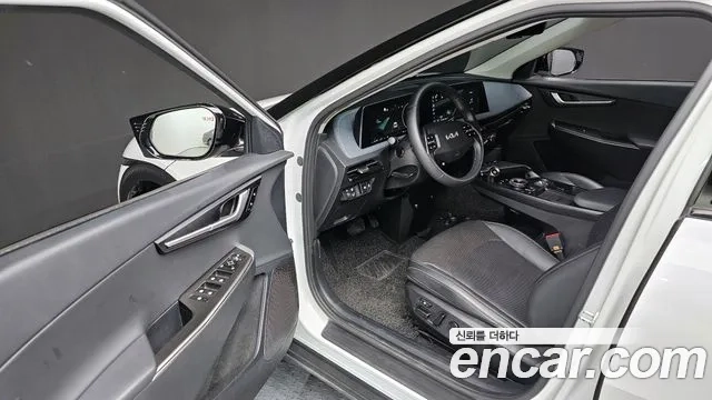 Kia EV6 2022 Белый из Кореи, фото 2