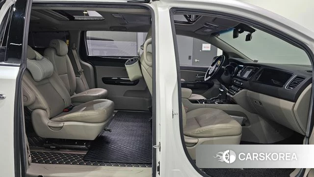 Kia All New Carnival 2018 Белый из Кореи, фото 2