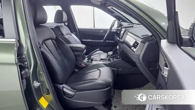 Ssangyong The New Rexton Sports Cannes 2022 Темно-зеленый из Кореи, фото 2