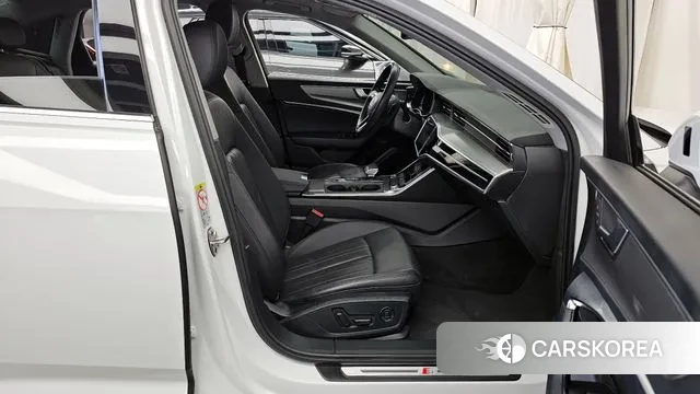 Audi A6 (C8) 2020 Белый из Кореи, фото 2