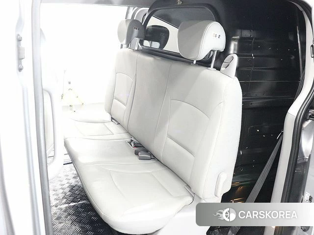 Hyundai The New Grand Starex 2018 Серебряный из Кореи, фото 2