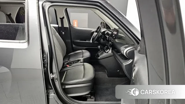 Hyundai Casper 2022 Серый из Кореи, фото 2