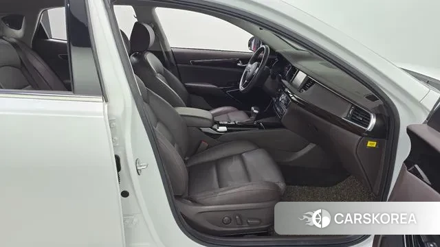 Kia Come New K7 2018 Белый из Кореи, фото 2