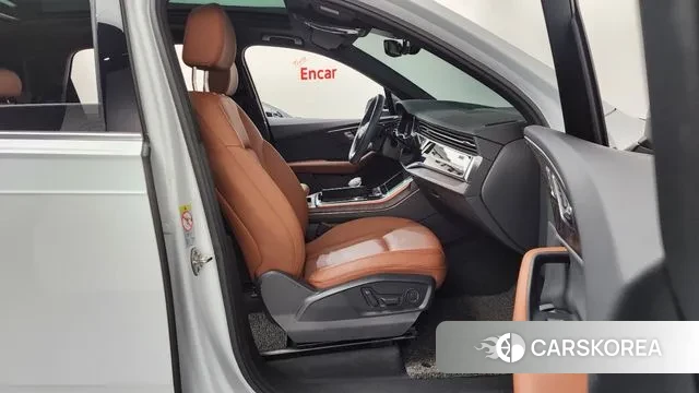 Audi Q7 (4M) 2020 Белый из Кореи, фото 2