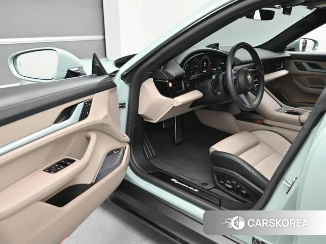 Porsche Taycan 2025 Зеленый из Кореи, фото 2