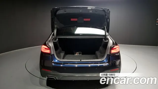 BMW 5 Series (G30) id 2686690 из Кореи 2