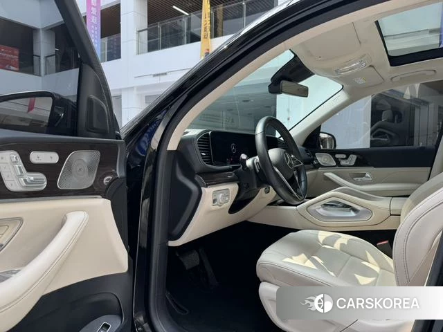 Mercedes-Benz GLE (import) 2024 Черный из Китая, фото 2