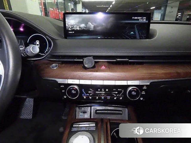 Genesis Electrified G80 (RG3) 2021 Черный из Кореи, фото 2