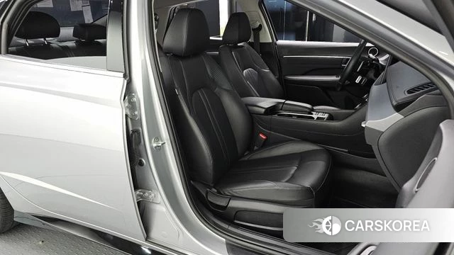 Hyundai Sonata D Edge (DN8) 2025 Серебристо-серый из Кореи, фото 2