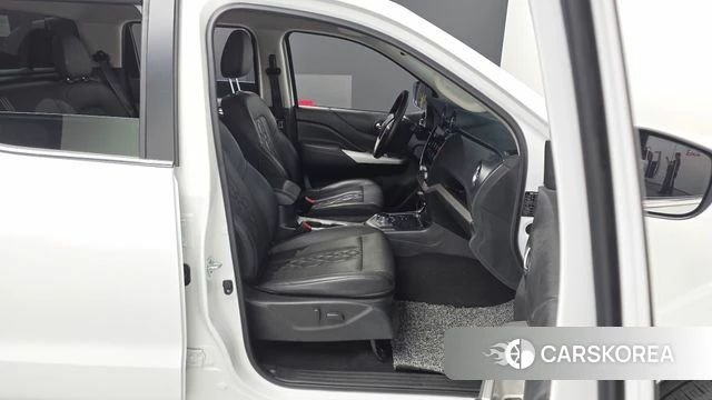 Other imported cars Other 2023 Белый из Кореи, фото 2