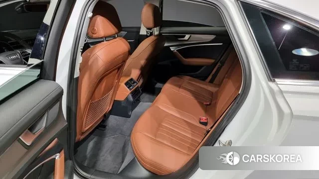 Audi A6 (C8) 2023 Белый из Кореи, фото 2