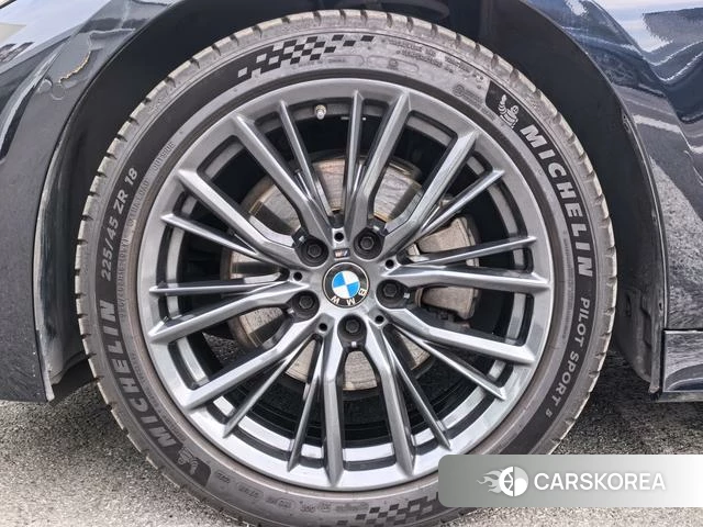 BMW 3 series 2023 Черный из Китая, фото 2