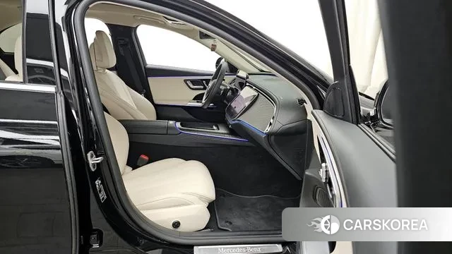 Mercedes-Benz E-Class W214 2025 Черный из Кореи, фото 2