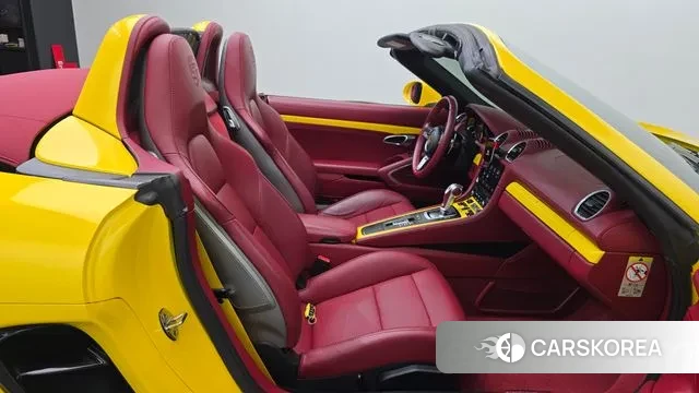 Porsche 718 Boxster 2019 Желтый из Кореи, фото 2