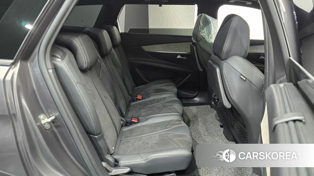 Peugeot 5008 second generation 2021 Серый из Кореи, фото 2