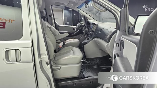 Hyundai The New Grand Starex 2019 Серебряный из Кореи, фото 2
