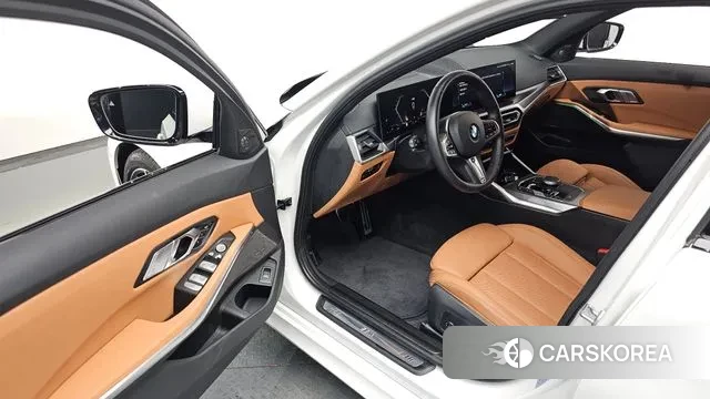 BMW 3 Series (G20) 2023 Белый из Кореи, фото 2