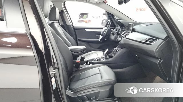 BMW 2 Series Active Tourer (F45) 2020 Коричневый из Кореи, фото 2