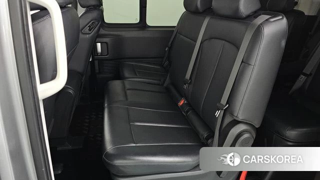 Hyundai Staria 2024 Серебристо-серый из Кореи, фото 2