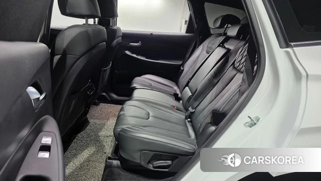 Hyundai The New Santa Fe 2023 Белый из Кореи, фото 2