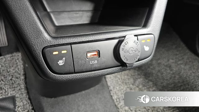 Kia The New Kia Ray 2023 Черный из Кореи, фото 2