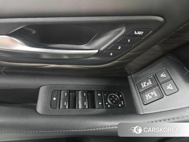 Toyota Alphard 4th Generation 2024 Черный из Кореи, фото 2