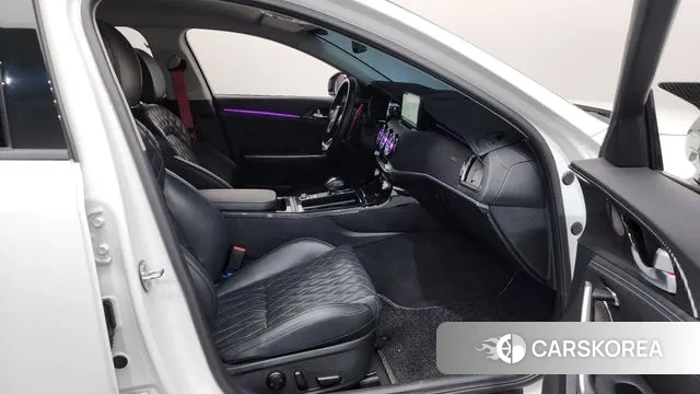 Kia Stinger Meister 2022 Белый из Кореи, фото 2