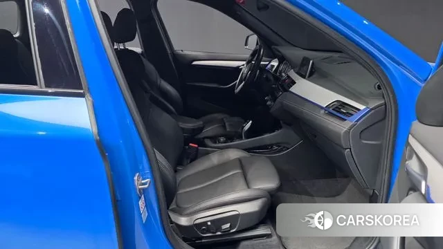 BMW X1 (F48) 2020 Синий из Кореи, фото 2