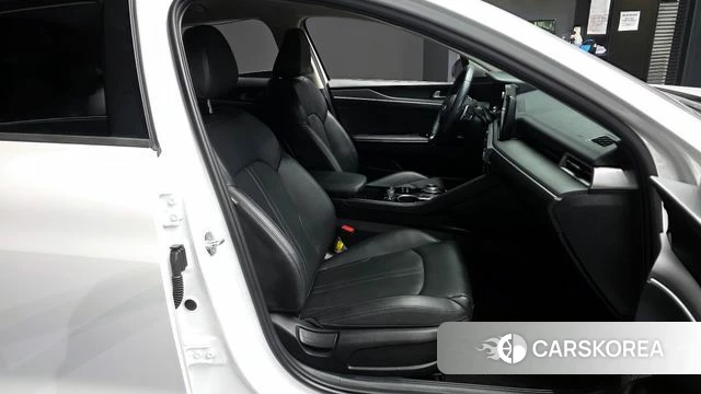 Kia K5 3rd generation 2021 Белый из Кореи, фото 2