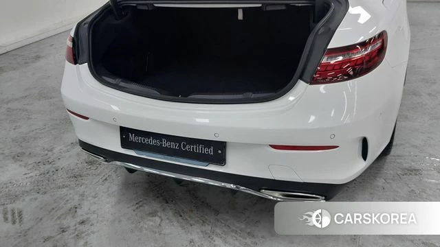 Mercedes-Benz E-Class W213 2023 Белый из Кореи, фото 2