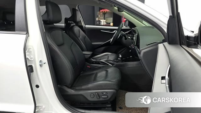 Kia Di Ol Nu Niro 2022 Белый из Кореи, фото 2