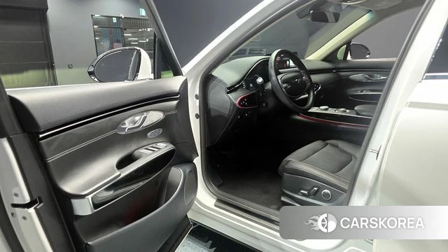 Genesis GV70 2021 Белый из Кореи, фото 2