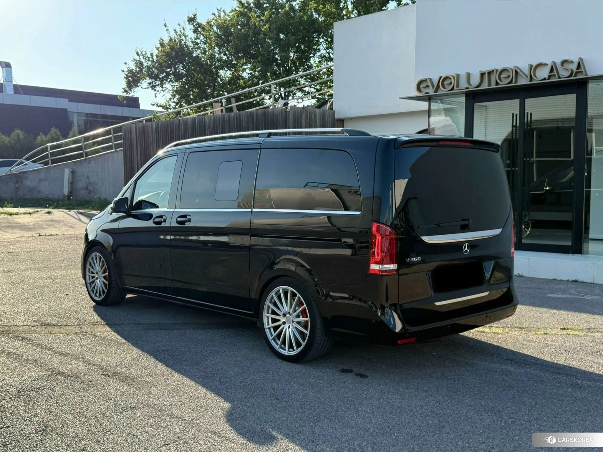 Mercedes-Benz V-class 2022 Черный из Китая, фото 2