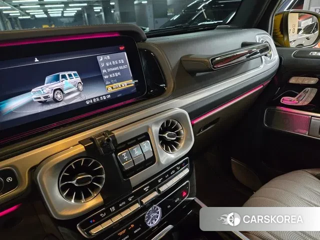 Mercedes-Benz G-Class W463b 2021 Черный из Кореи, фото 2