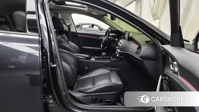 Kia Stinger id 3641810 из Кореи 2