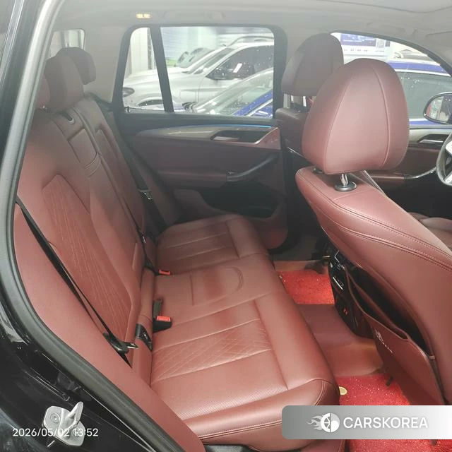 BMW iX3 2023 Черный из Китая, фото 2