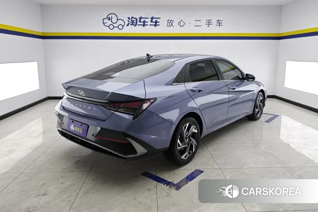 Hyundai Elantra 2025 Синий из Китая, фото 2