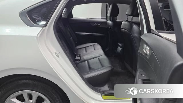 Kia Come New K3 2021 Белый из Кореи, фото 2