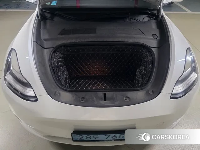 Tesla Model Y 2021 Белый из Кореи, фото 2