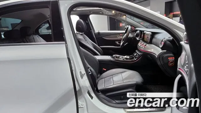 Mercedes-Benz E-Class W213 2019 Белый из Кореи, фото 2