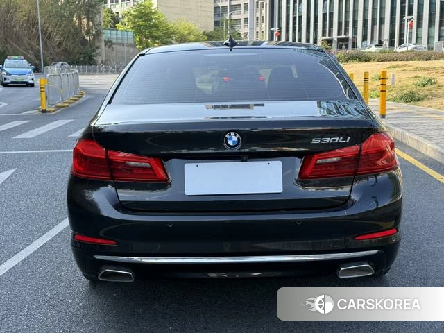 BMW 5 series 2019 Черный из Китая, фото 2