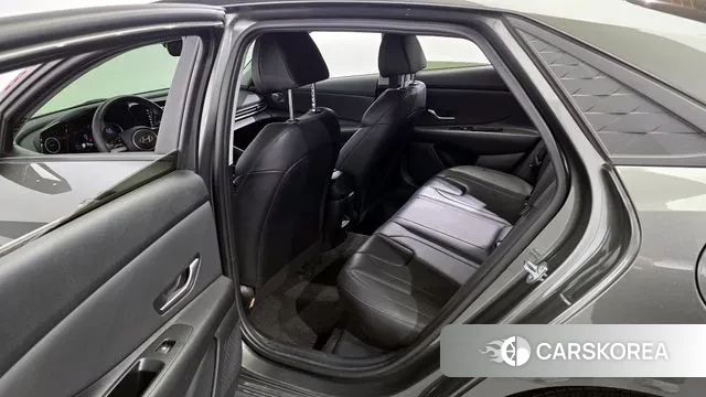 Hyundai The New Avante (CN7) 2023 Серый из Кореи, фото 2