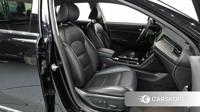 Kia K7 Premier 2021 Черный из Кореи, фото 2