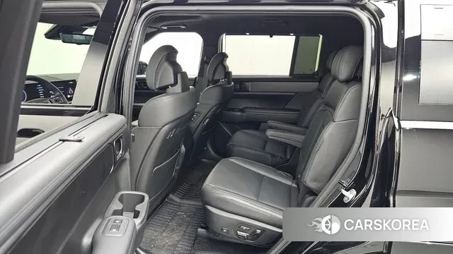 Hyundai Santa Fe (MX5) 2023 Черный из Кореи, фото 2