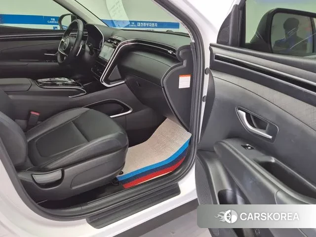 Hyundai Tucson Hybrid (NX4) 2021 Белый из Кореи, фото 2