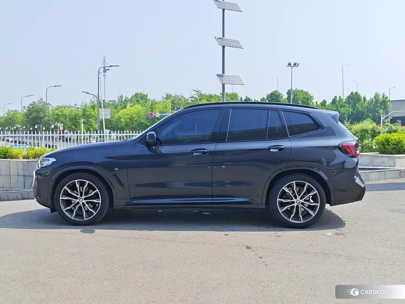 BMW X3 2023 Silver/gray из Китая, фото 2