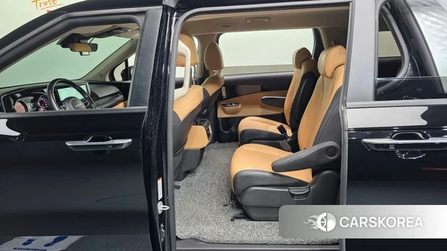Kia Carnival 4th generation 2022 Черный из Кореи, фото 2