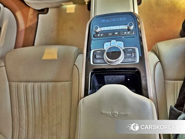 Genesis G90 2019 Черный из Кореи, фото 2