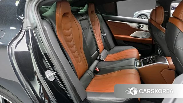 BMW 8 Series (G15) 2024 Черный из Кореи, фото 2