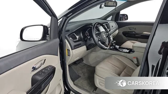 Kia The New Carnival 2020 Черный из Кореи, фото 2